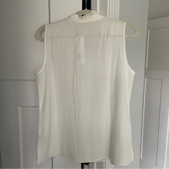 NWT Soft Surroundings Akira Ivory Pearl Sleeveless Shell V Neck Tank Top - Picture 5 of 5